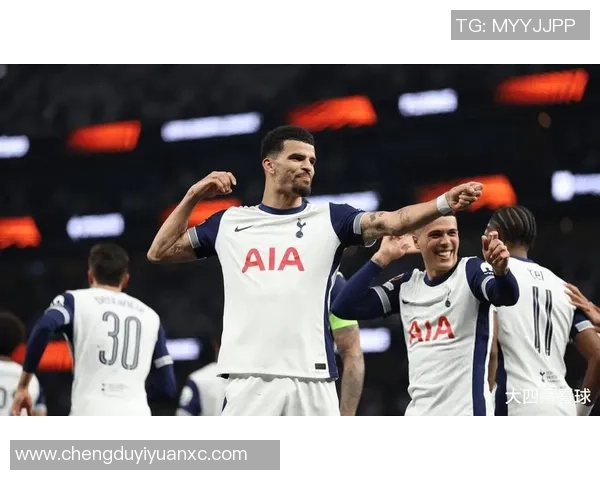 伯恩利主场迎战狼队力争全取三分争夺英超生存希望 伯恩利主场迎战狼队力争全取三分争夺英超生存希望