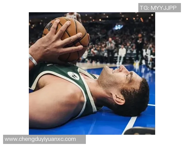 布鲁克洛佩斯：从篮坛新星到冠军中坚的华丽转身与成长之路